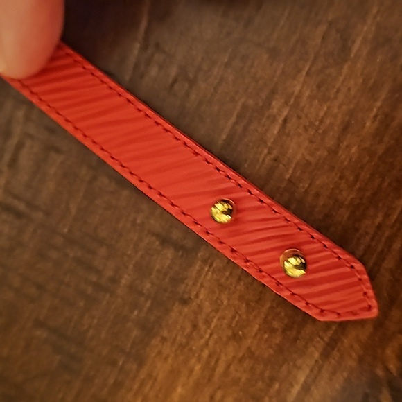 Louis Vuitton Italian Leather Bracelet - Picture 4 of 7